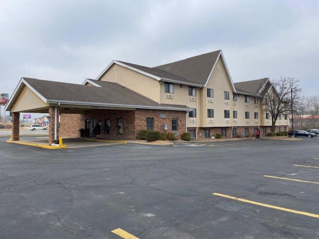 Motel Super 8 By Wyndham Alton Exteriér fotografie